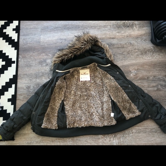 Hollister Winter Jacket Down Puffer Filler Hooded - Picture 8 of 8